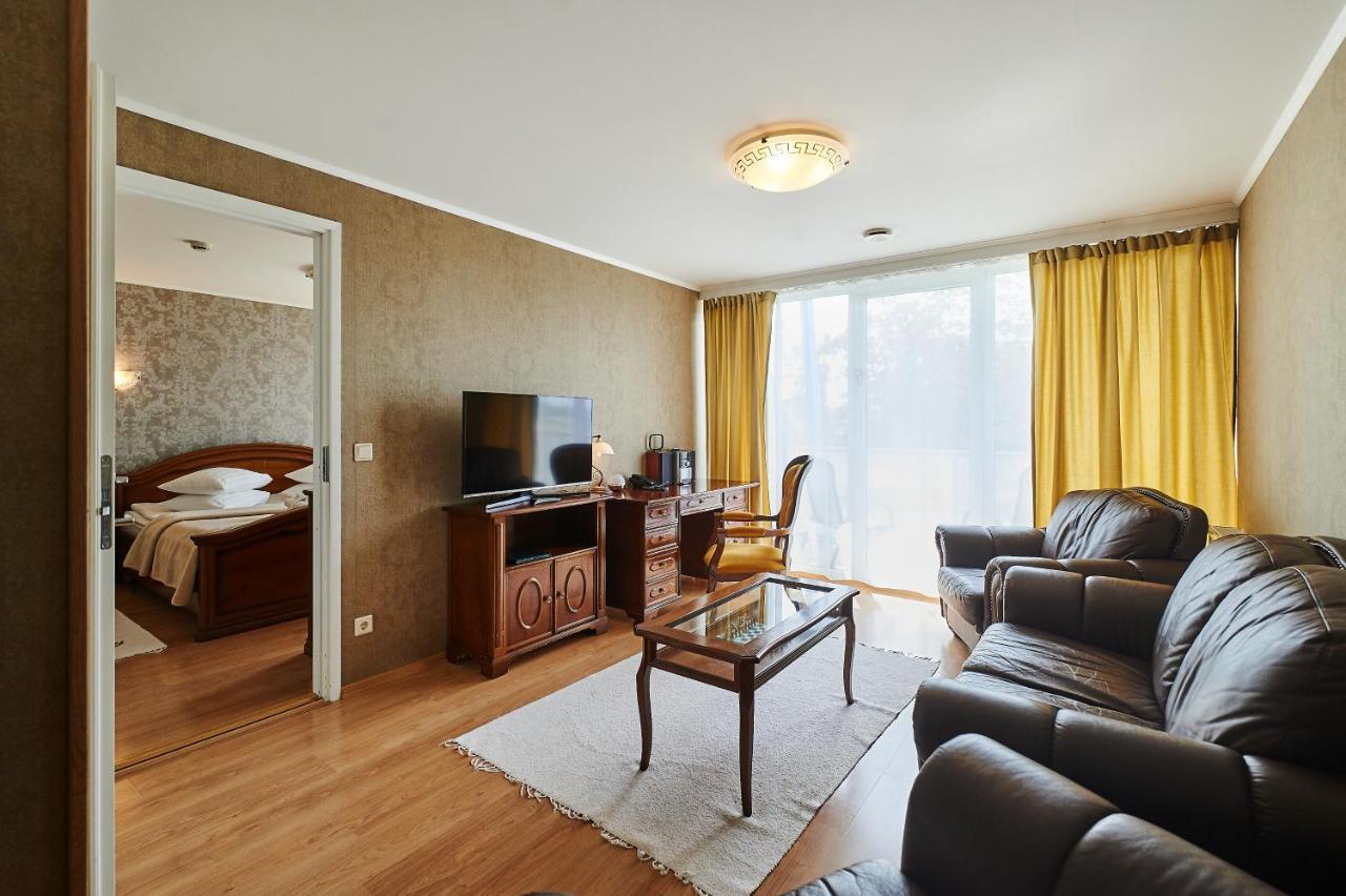Asa Spa Hotel Kuressaare Eksteriør bilde